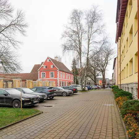 Kahe Magamistoaga Suedalinna Korter Pärnu