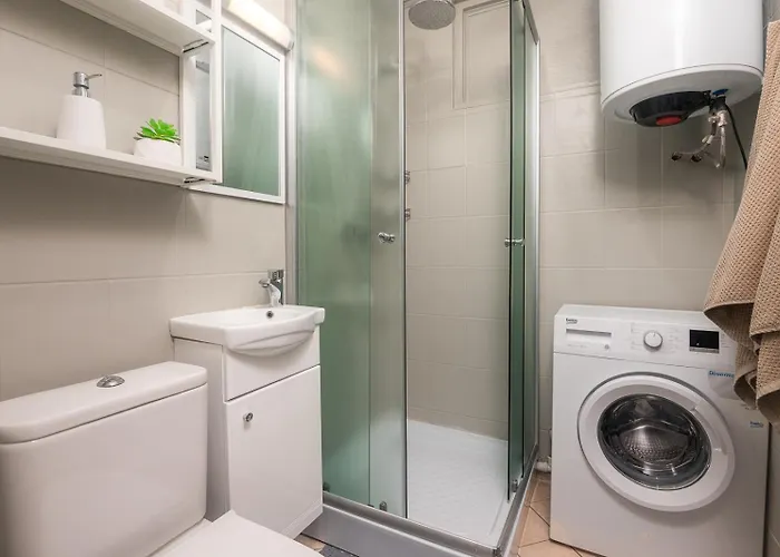 Kahe Magamistoaga Suedalinna Korter Apartment *